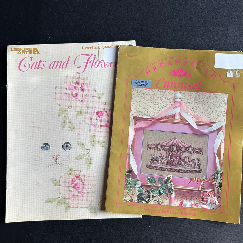 Leisure Arts Arts & Crafts Cross Stitch Patterns carousel & Cat set ￼